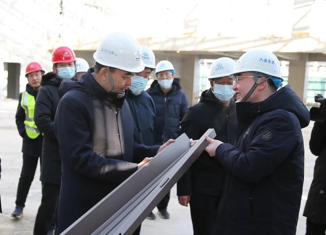 集团向导深入山西·潇河新城项目开展带班检查暨新春慰问运动