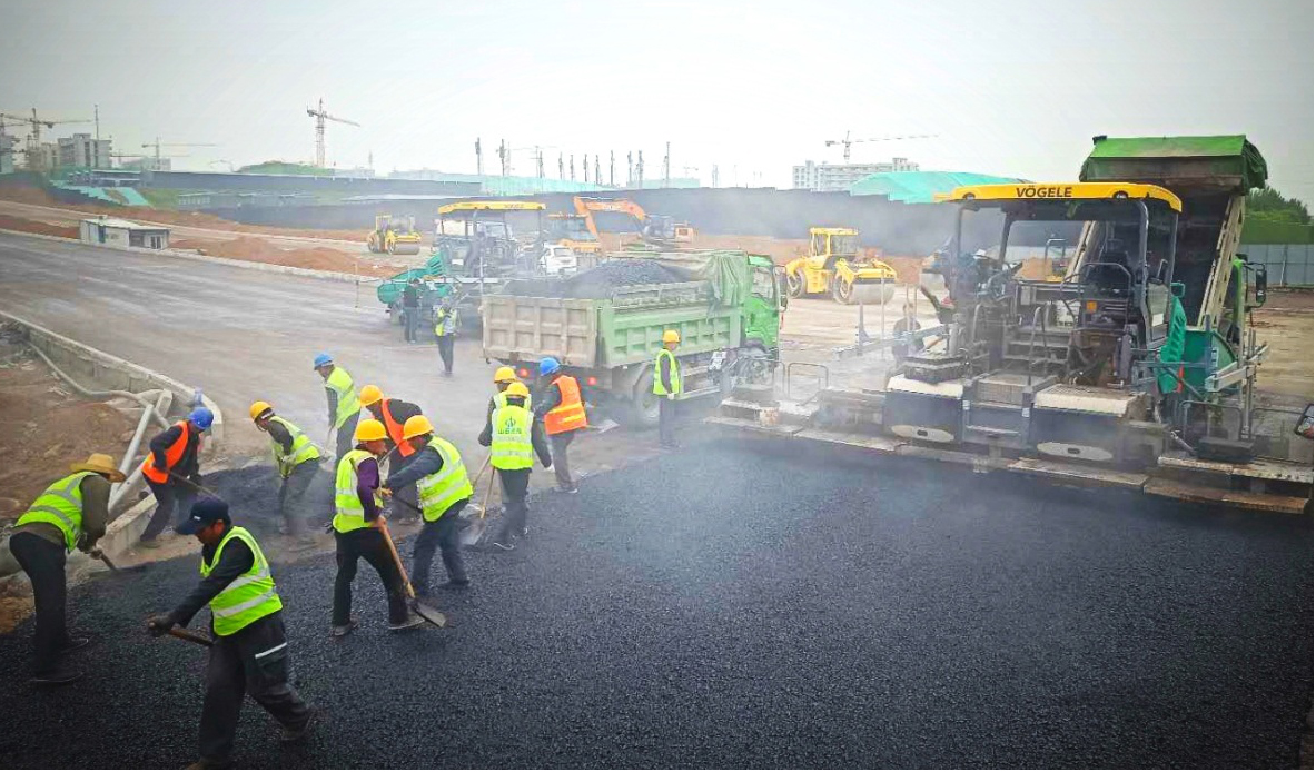 山西建投承建的广安街东段（锦东大道-吉祥路）项目进入最后冲刺阶段