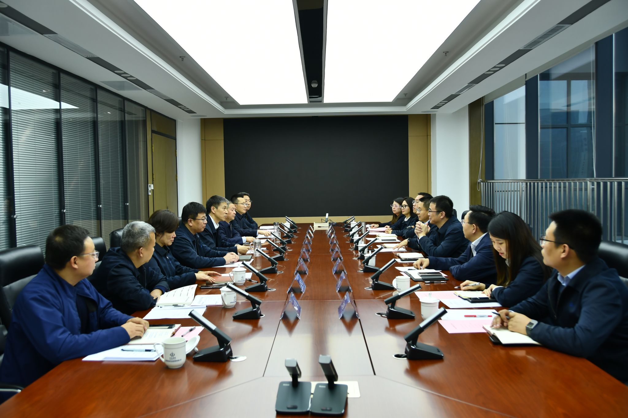 山西建投园区建发集团与城运集团开展对标学习运动