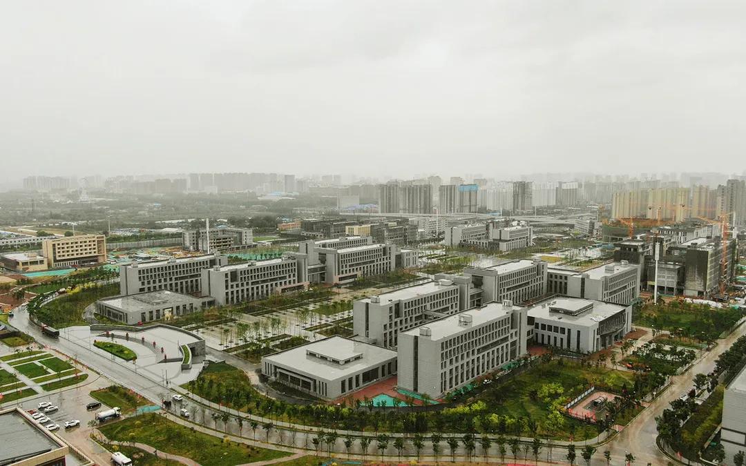 山西建投总承包部晋中职业手艺学院新校区项目第一批单体工程完工验收所有通过