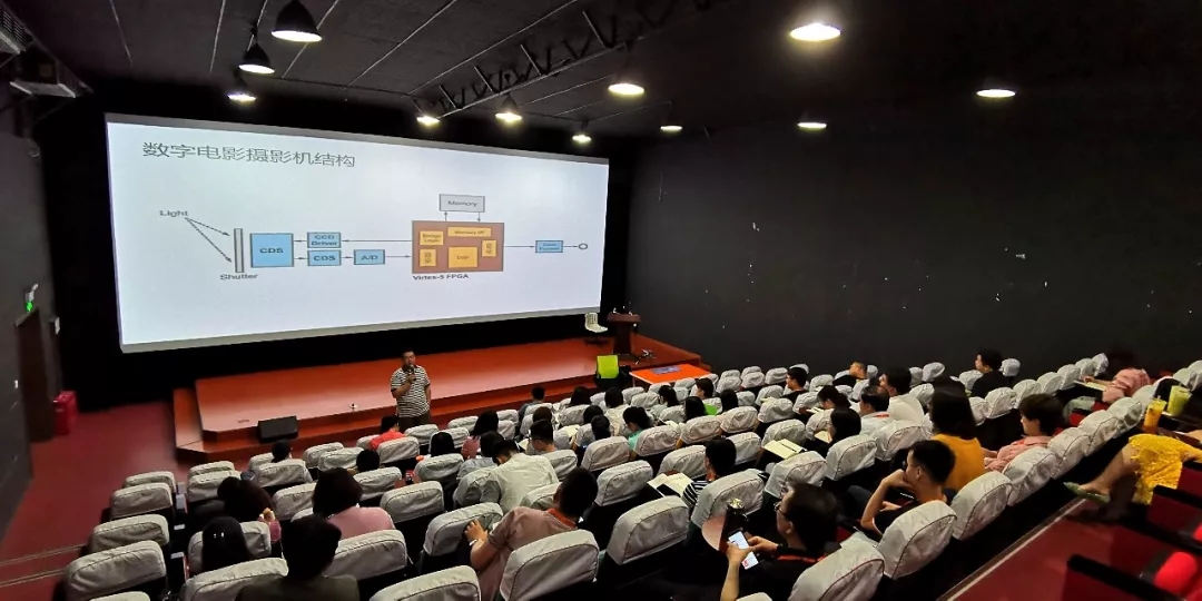 山西建投举行全媒体语境下新闻宣传主干高级钻研班