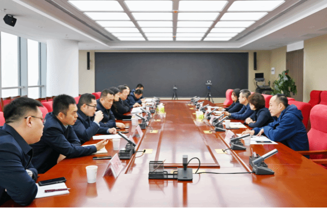 山西建投漂亮墟落公司组织职工赴山西建投太忻生长集团开展对标学习