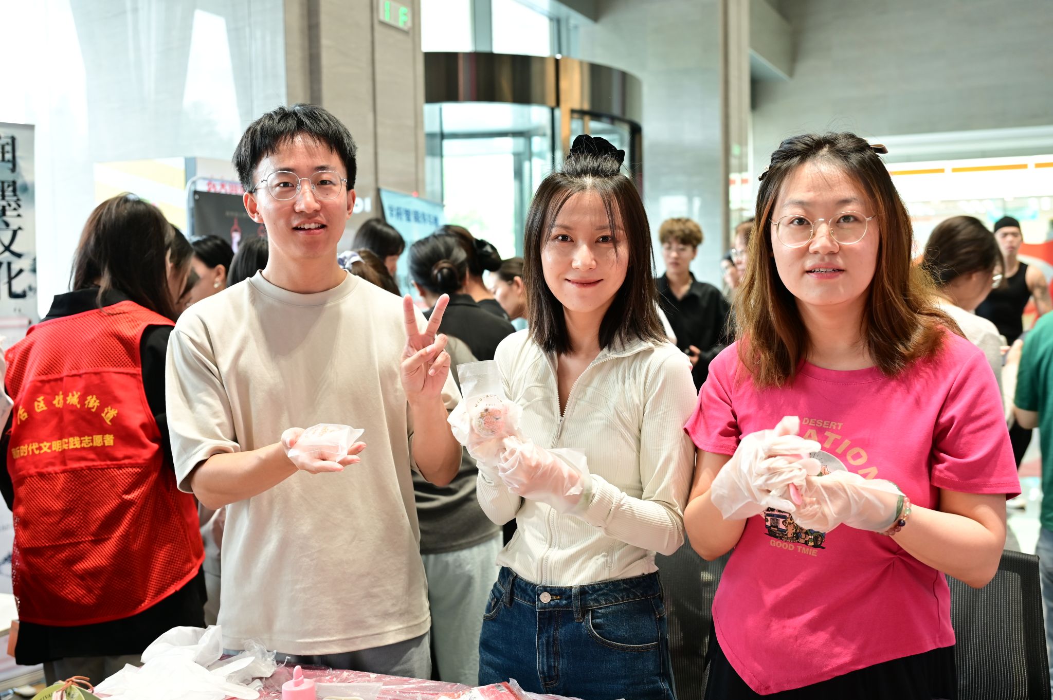 山西建投低碳环保集团联合兄弟单位开展“月满中秋 情满学府”中秋运动