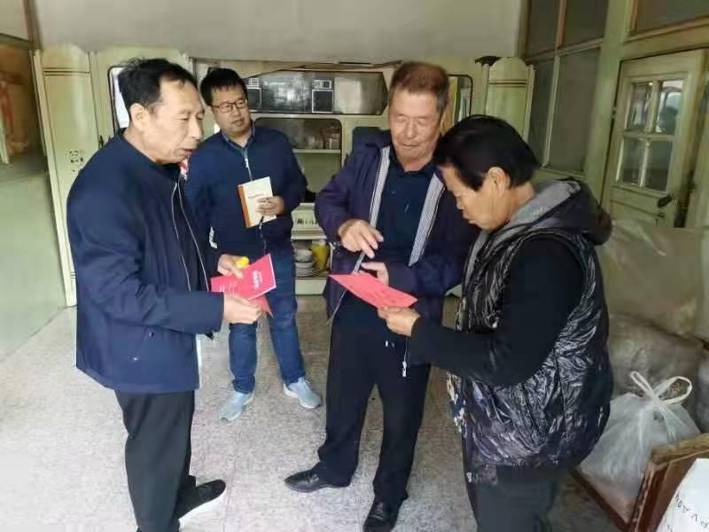 山西建投契械化集团驻村帮扶事情队扎实开展帮扶事情