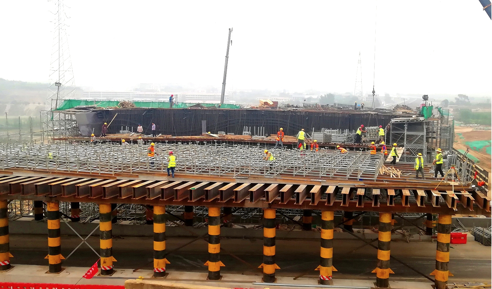 晋中市环城东路北延与青银高速太旧段K816+100交织节点处正式施工